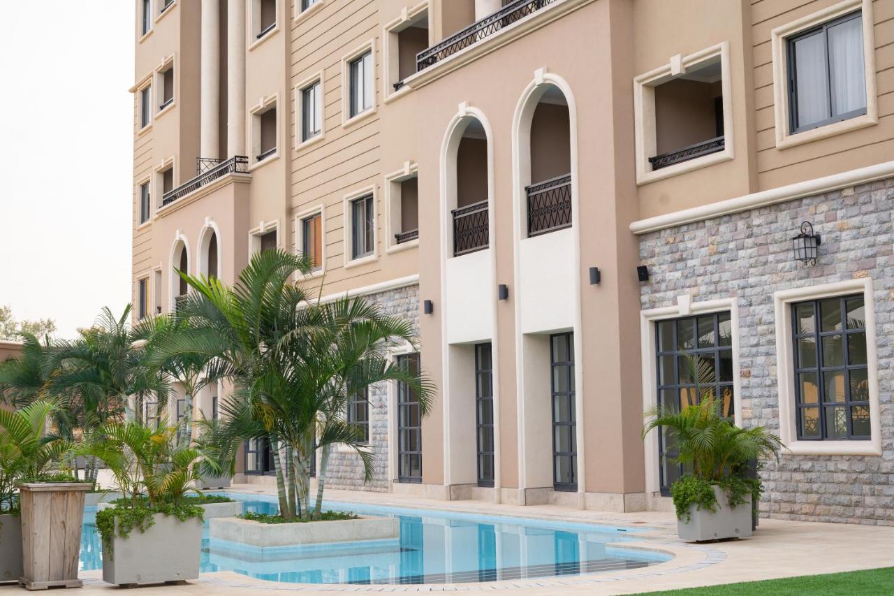 Fontis Residences Hotel Kampala Esterno foto